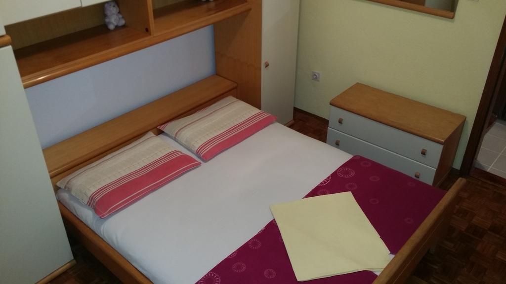 Guesthouse Martina Senj  Værelse billede