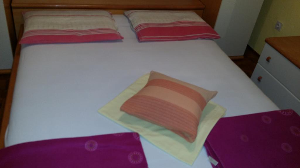 Guesthouse Martina Senj  Værelse billede
